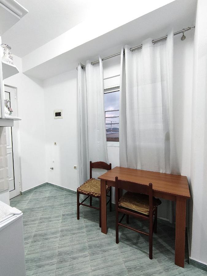 Joen Apartments Sarandë Exteriör bild