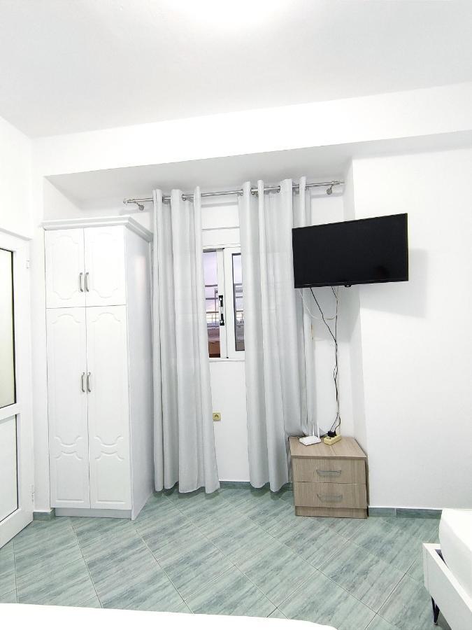 Joen Apartments Sarandë Exteriör bild