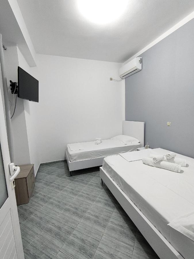 Joen Apartments Sarandë Exteriör bild