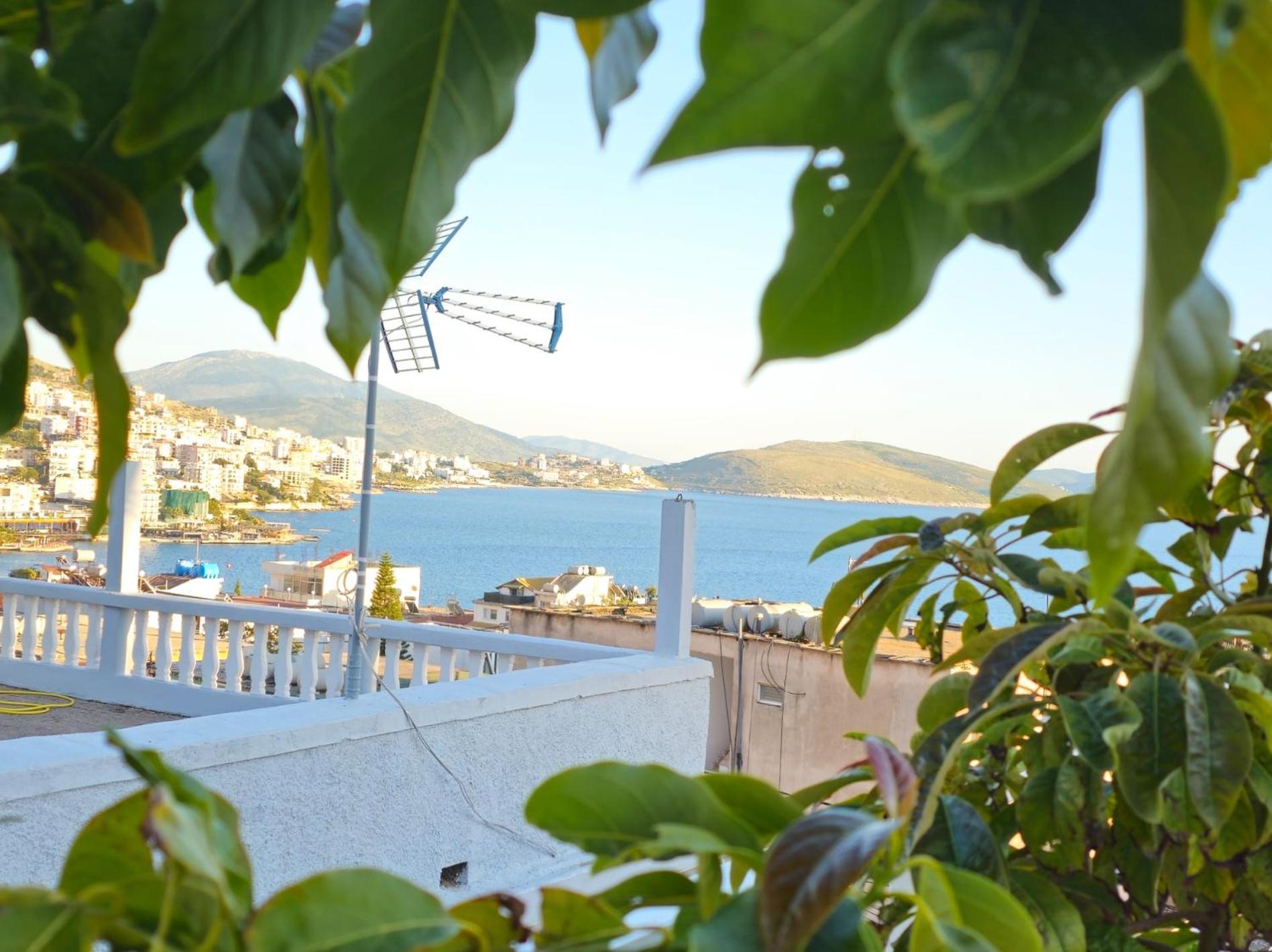 Joen Apartments Sarandë Exteriör bild